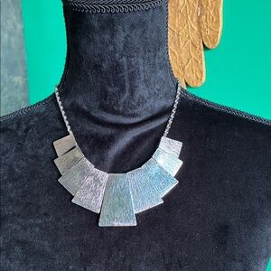 NWT Ashley Stewart 70's style Art Deco inspired statement necklace silvertone